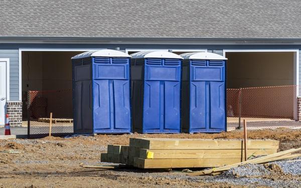 construction site portable toilets provides a self-contained water supply for all of our porta potties on job sites